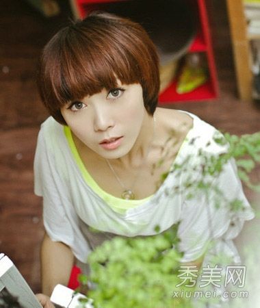 方脸适合短发吗?九个短发方脸的女孩也一样漂亮。