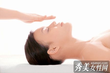 激活皮肤并立即恢复活力的4个步骤
