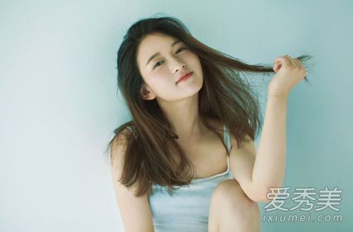 如何去除嘴角皱纹最好的方法3招不怕皱纹开怀大笑