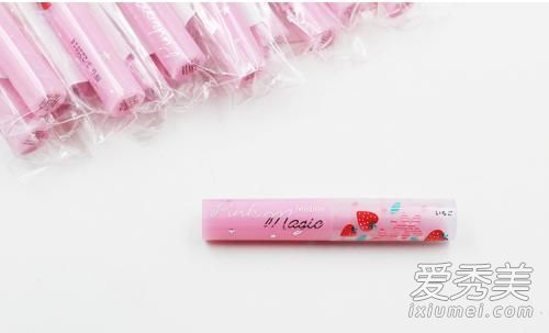 你想去掉小草莓唇膏上的化妆品吗?如何从泰国移除小草莓唇膏