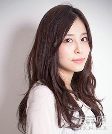 如何让你的头发没有刘海看起来更好?长发瞬间变色,变得美丽。