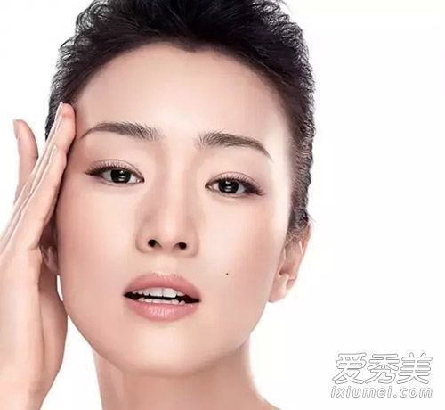汉字脸是最好的选择。这个发型像星星一样漂亮。