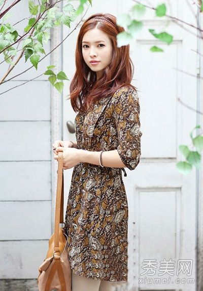 2012年秋季服装时尚、美丽、优雅