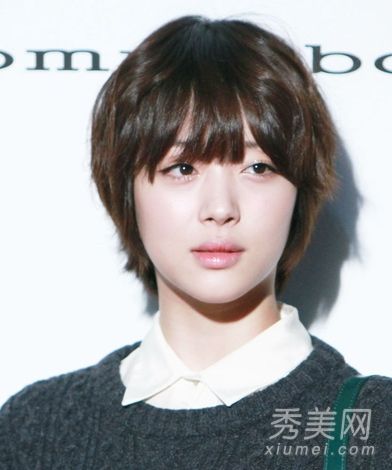 苏力展示适合圆脸女孩的发型