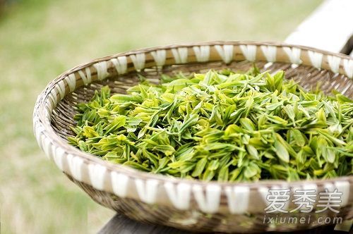 绿茶面膜有什么好处?如何制作绿茶面膜