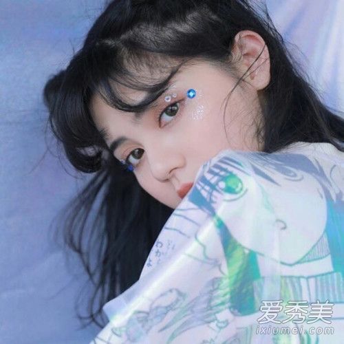 你用什么材料制作自己的面膜?如果你对自己的面膜过敏怎么办