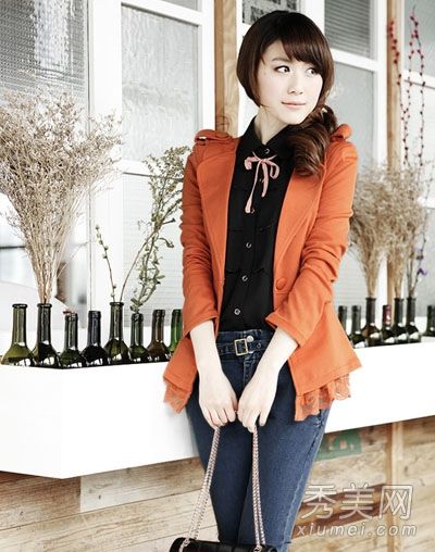 在秋天，你会丢掉外套，穿上各种优雅的气质。