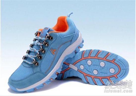 如果我的鞋舌偏离了,我该怎么办?