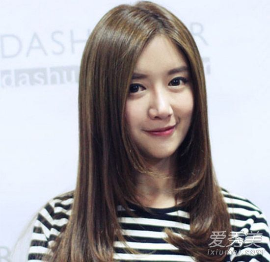 女孩的圆脸看起来什么发型好?37分是最瘦的!