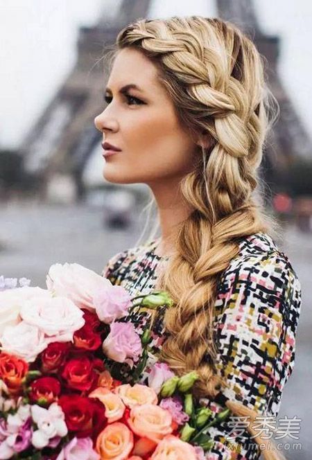 无法处理尴尬的刘海?学习这9种发型编辑