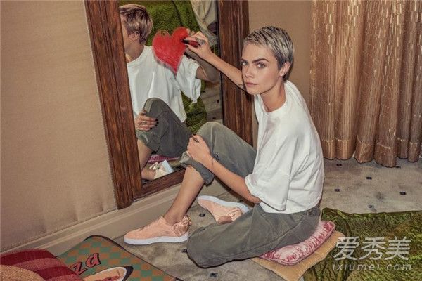 彪马情人节粉色蝴蝶结绒面革让女孩心旷神怡