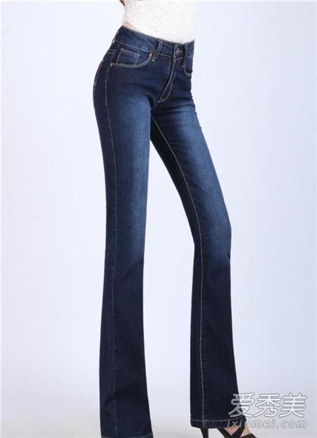 牛仔裤可以和其他衣服一起洗吗?