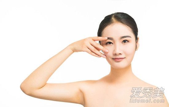 面霜和粉底的区别