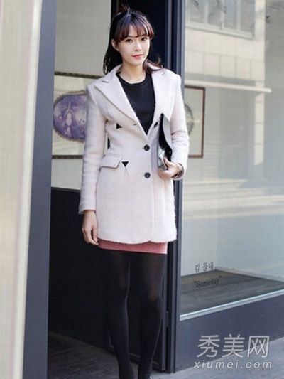 外套混搭裙穿优雅时尚风格