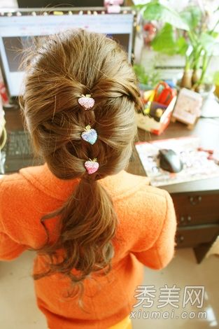 高雅脱俗唯美美发教程凸显名人气质。