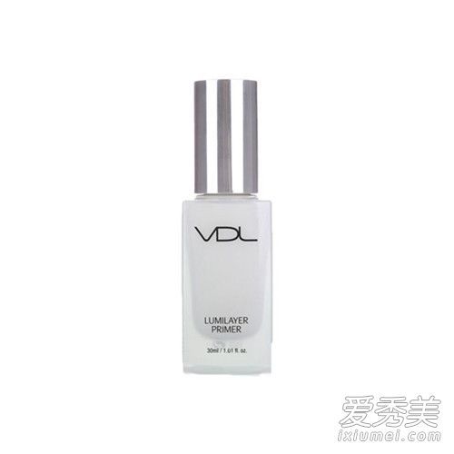 在亮肤和隔离之前,哪种亮肤液可以用作化妆水?