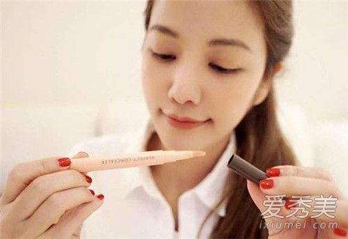 韩凡欧美凤不成问题,清爽滋润,不油腻底妆那么容易