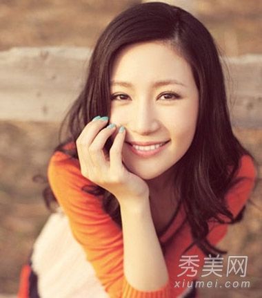 圆脸适合露额发型,直发,纯卷发,魅力十足