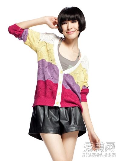 秋季新款时尚热裤混搭奔放性感风格。