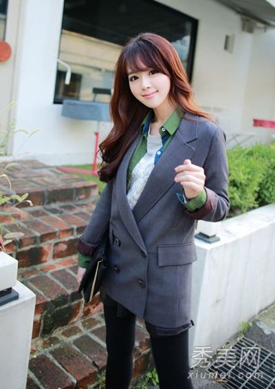秋季必备韩式西装巧妙展现女性品味