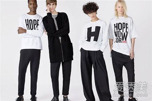 少数民族品牌的女装以公开价格购买少数民族服装。