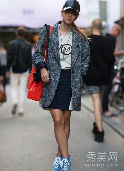 欧美MM帅气展示秋装清新方法