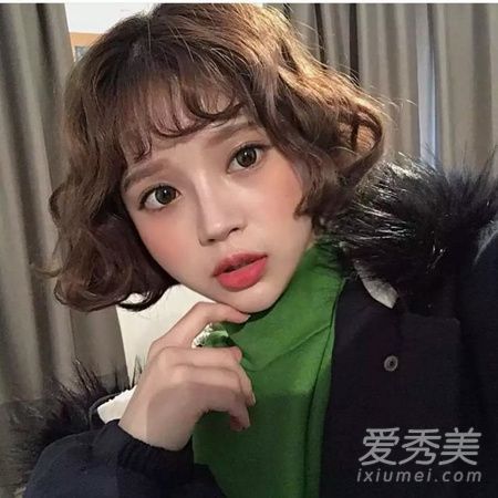 我将投票支持短发成为2018年流行发型!