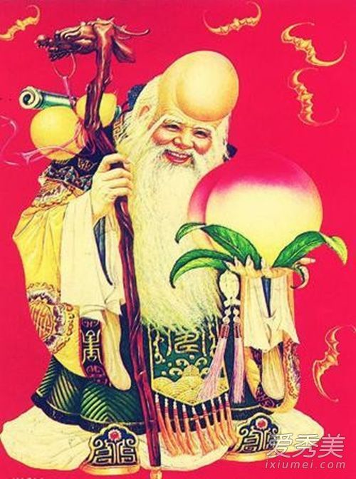 发际线高,前额高,面部价值下降20点。