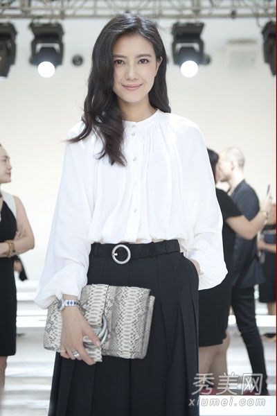 舒元元大赛示范秋季时尚黑白大赛