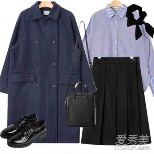 低调而多变的颜色——藏青色