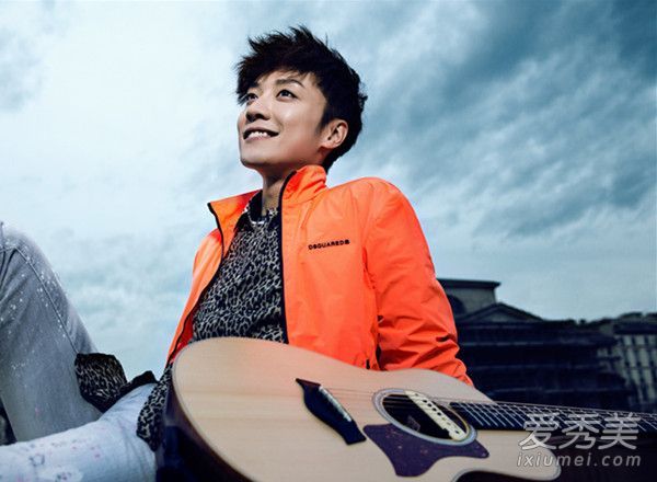 基米·基米去世并记录他的发型