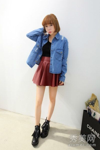 牛仔衬衫作为外套在秋天很受欢迎