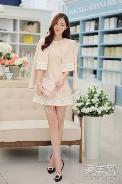 八套优雅的套装推荐你在秋天爱上名人粉丝。