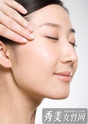 只有去掉眼袋并开出正确的药才是有效的。