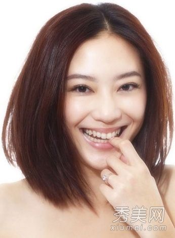 应采儿展示圆脸女孩的减龄发型