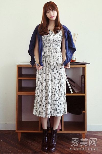 春装新款印花蕾丝时尚元素