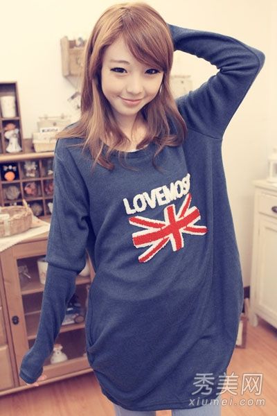 秋季着装需要一件韩国t恤来帮助
