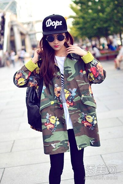 轻便风衣+百搭t恤休闲舒适气质