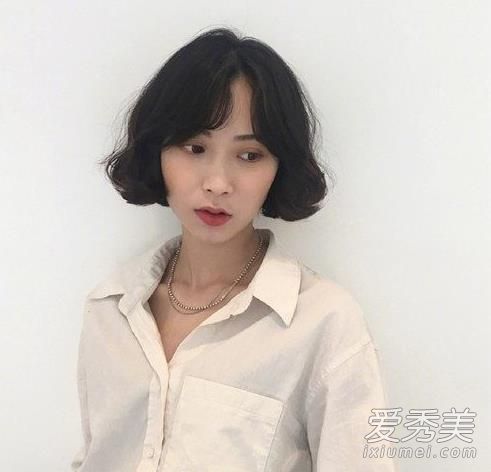 短发显示大脸还是小脸?短发怎么会露出小脸?