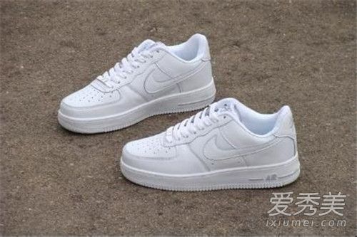 耐克空军用车有气垫吗