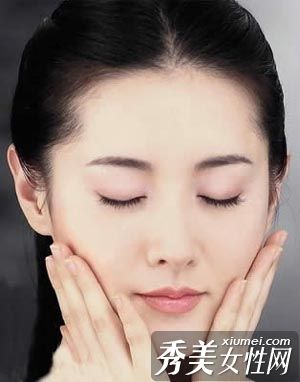 冬季护肤:针对不同皮肤类型的不同方法