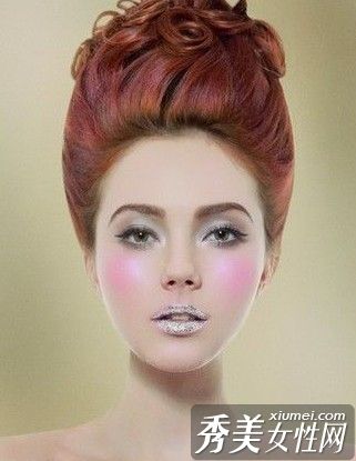 冷艳用眼妆打造优雅神秘的女孩