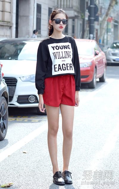 长袖夹克,搭配短汗衫、短汗衫和高汗衫