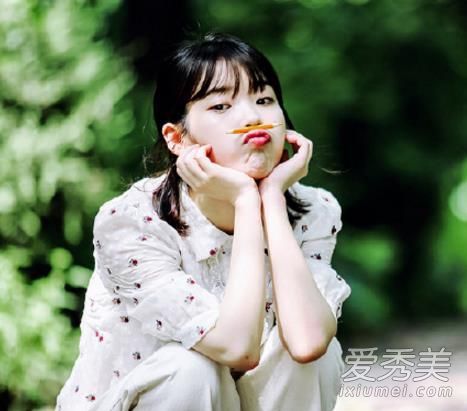 碳粉是透明的还是有色的?