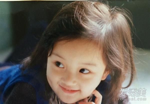 李小璐的尚雯婕女演员在整形手术和隆鼻手术后改变了她的外貌