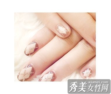 高贵而华丽的气质美甲