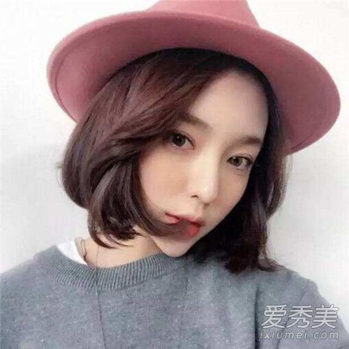 短发戴什么帽子好看?熟练地使用帽子给你的外表加分