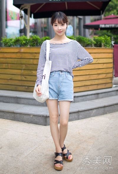 长袖t恤+秋裤套装，休闲风格