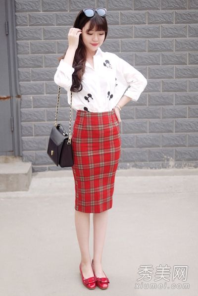 衬衫配裙子OL秋天穿成这样