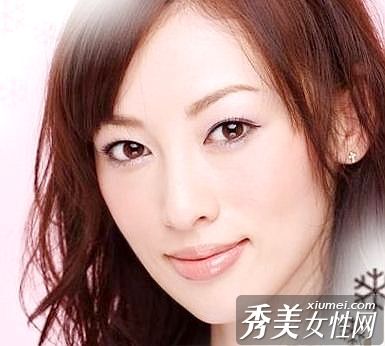 打造OL知性气质美妆的3个步骤